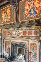 The extraordinary fireplace in the hall