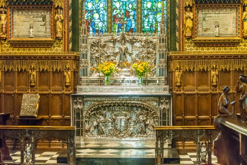 The silver reredos and altar