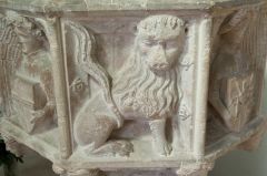 Saxmundham, St John the Baptist Church, A lion on the font bowl
