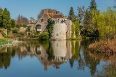 Scotney's medieval moated castle
