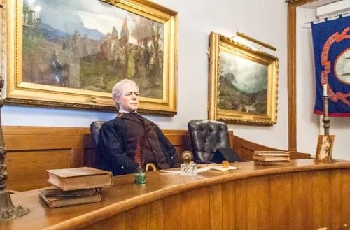 Sir Walter Scott's Courtroom