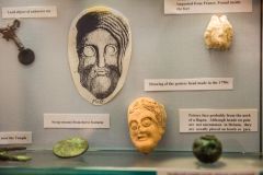 Small finds from the Roman fort