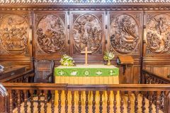 Snape Castle Chapel, The high altar and 18th-century reredos