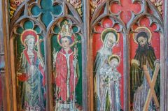 Painted panels on the screen base