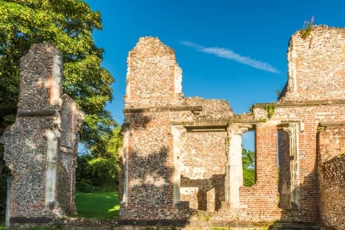 The cross-wing remains