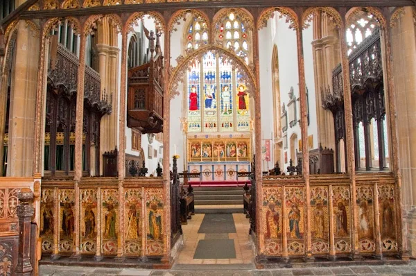 The superb 15th century screen