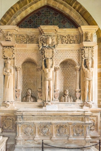 The Bertie monument (1580)