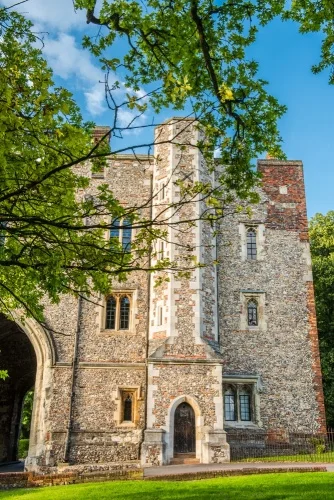 The Gateway from the south (Abbey Mill Lane) side