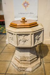 The recut medieval font