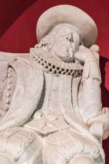 A closer look at Sir Francis Bacon's statue