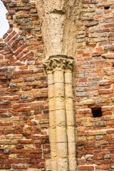 Pillar and carved capital in the gatehouse
