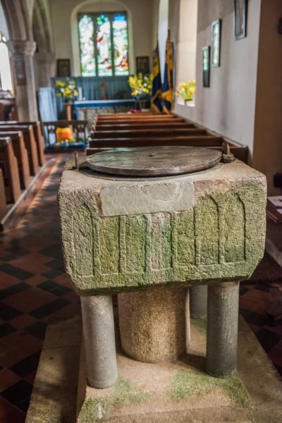 The 12th century font
