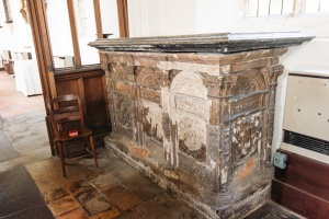 Robert Jannys tomb chest