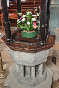 13th century font