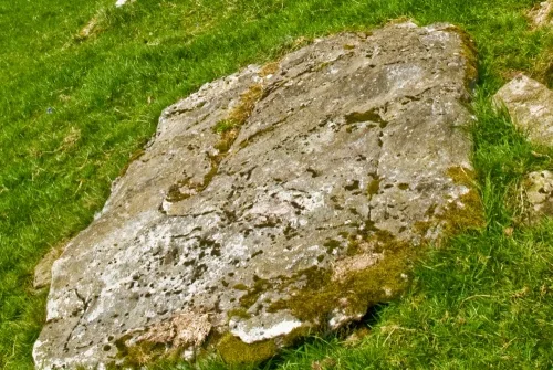 The fallen capstone