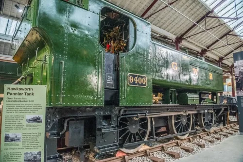 Hawksworth Pannier Tank