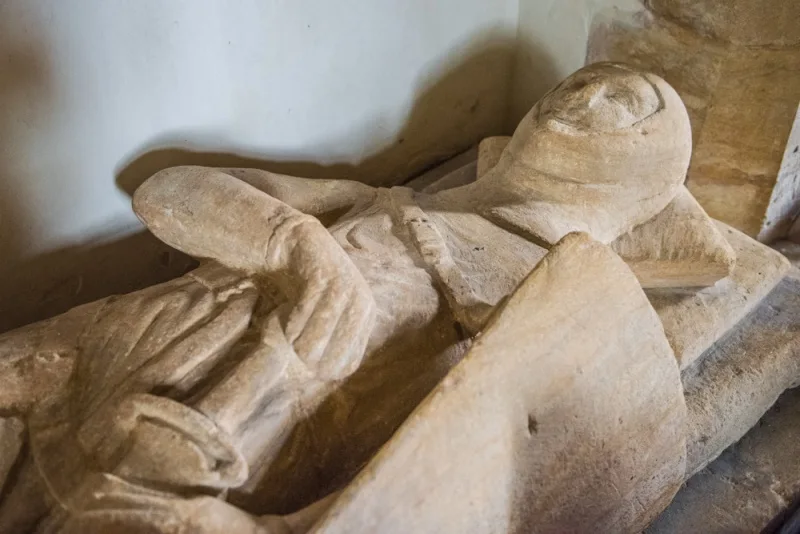 Effigy of Sir Ingelramus de Waleys, d. 1275