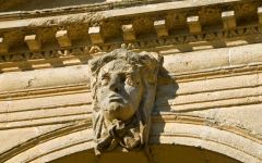 Stowe Landscape Gardens, Carved head on the Palladian Bridge
