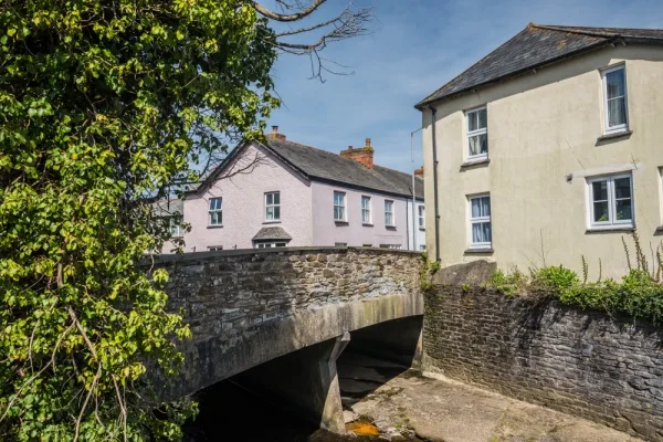 Bridge over the River Neth