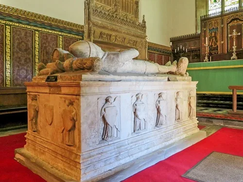 Tomb of Sir Sampson de Strelley (1390) and Lady Elizabeth Strelley (1405)