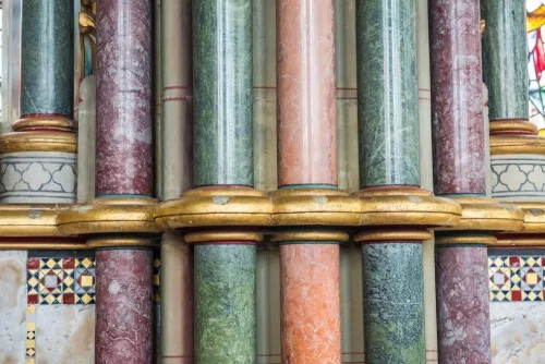 Multi-coloured marble in the chancel