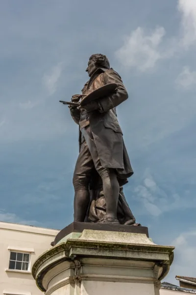 Thomas Gainsborough statue in the market place