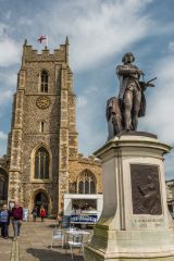 A statue of Gainsborough in front of St Peter's church