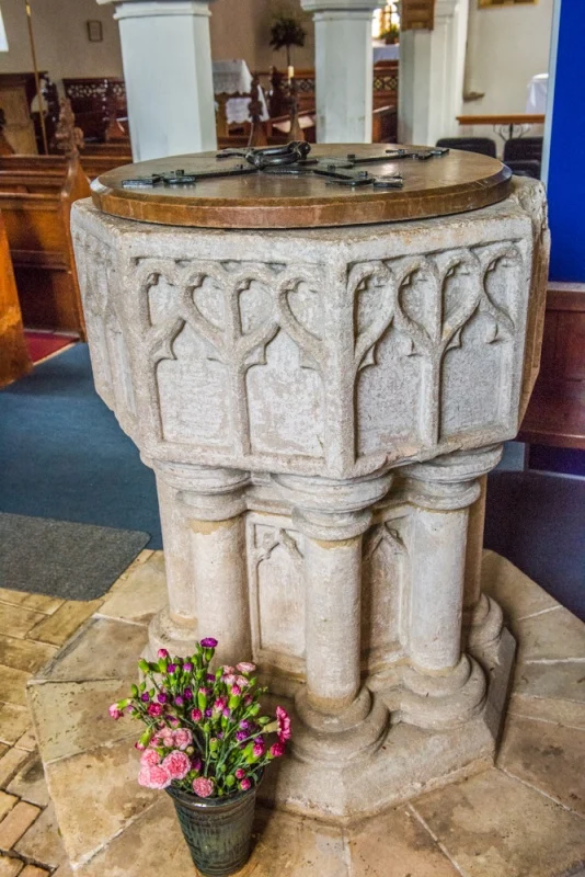 The 14th century font