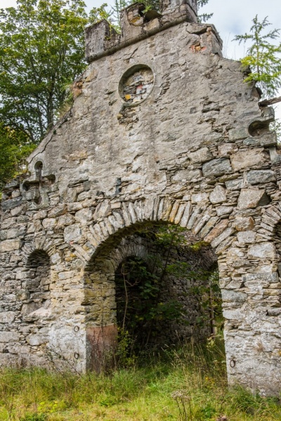 The ruined gate of Newhall