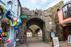 West Gate, looking towards Five Arches