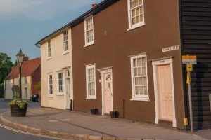 The bottom of Town Street