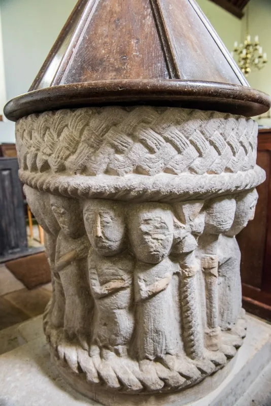 The Saxon font