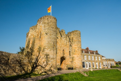 Tonbridge Castle gatehouse