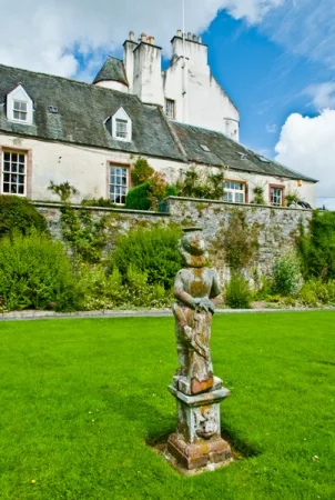 Gardens in front of the house