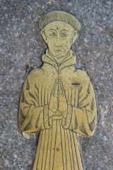 Thomas Stydolf brass detail