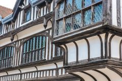 The jettied first floor