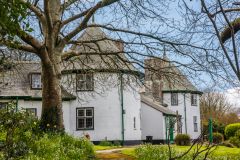 More of the Veryan roundhouses