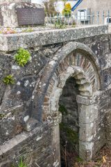 The 19th century well erected by Rev. Samuel Trist