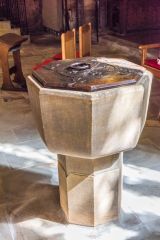 Warkworth, St Lawrence Church, The very plain octagonal font