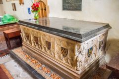 Sir John Wyndham (d 1574) & Lady Elizabeth Sydenham (d 1571) tomb