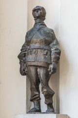 Polar explorer Apsley Cherry-Garrard statue