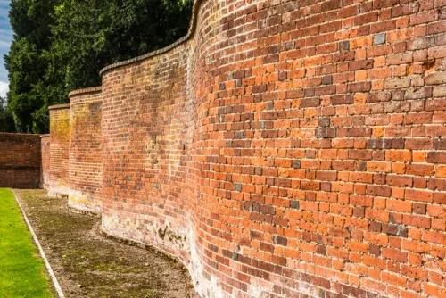 Crinkle-crankle walls in the old rectory garden