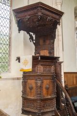The early 17th century pulpit and tester