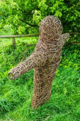A willow sculpture on the Cames Mead Trail circular walk