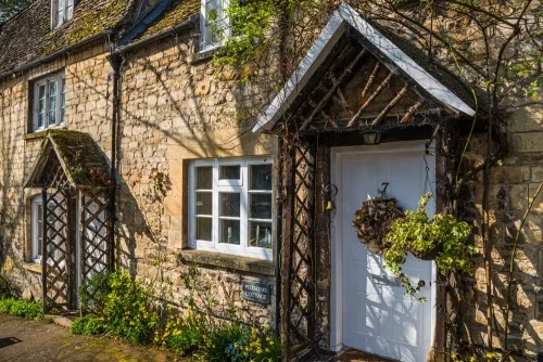 Cottages on Vineyard Street