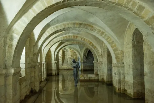 The flooded crypt
