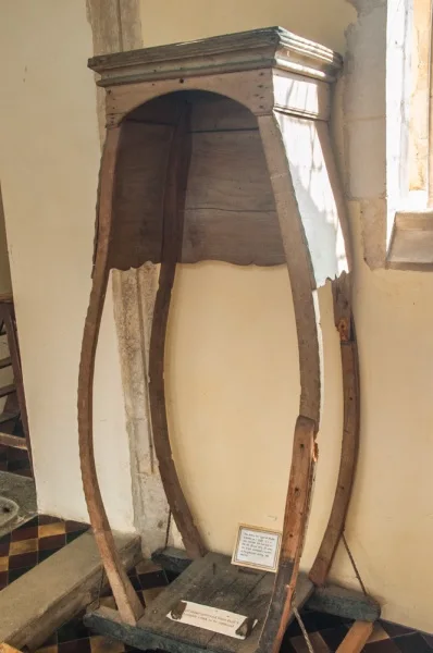 The 'hudd', an 18th century rain shelter