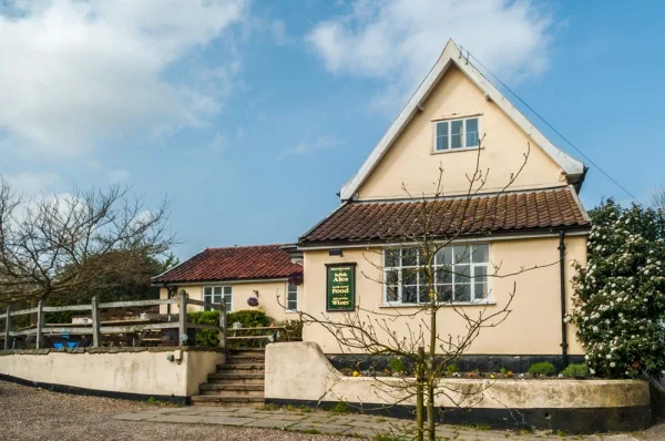 The 16th century De la Pole Arms inn