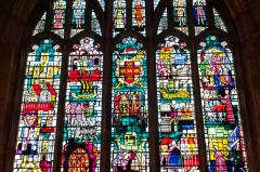 York Guildhall, The stained glass hall window with scenes from York's history