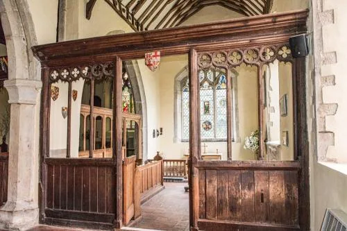 The 14th-century Horne Chapel screen